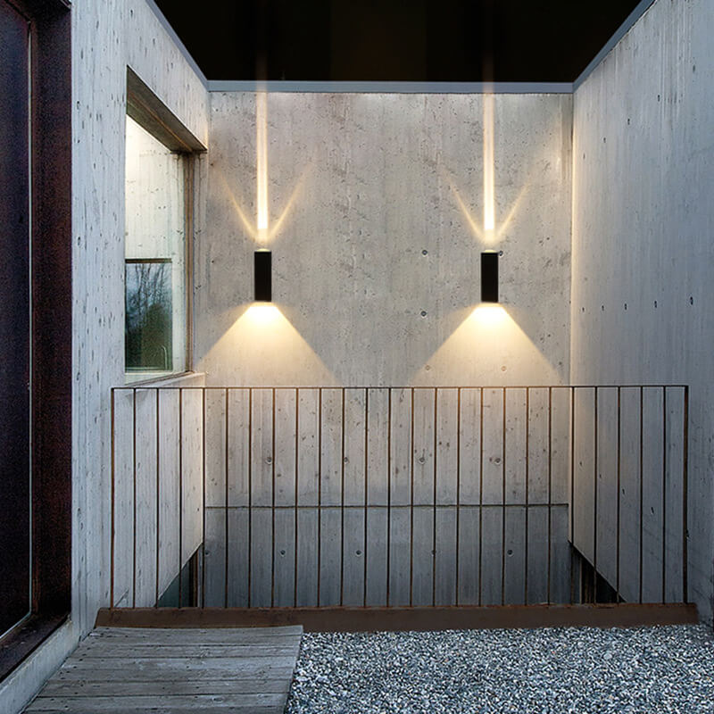 Sleek Water Resistant Outdoor LED Wall Light - Image 13
